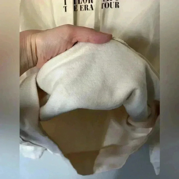 Taylor Swift The Eras Tour White Sweatshirt With Hood Women’s Size M - Picture 7 of 15